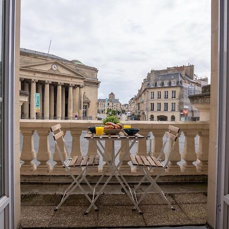 Studio rénové avec terrasse et vue unique ! Caen Exterior foto