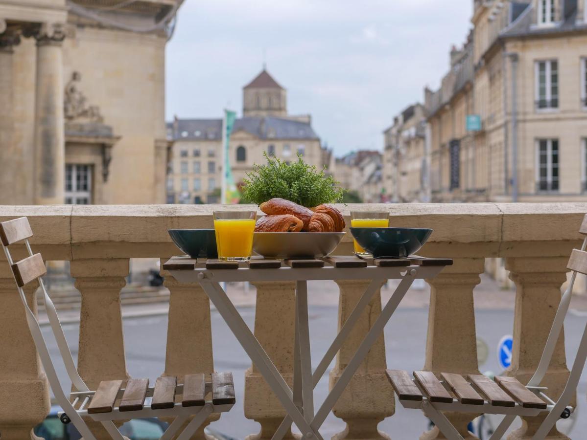 Studio rénové avec terrasse et vue unique ! Caen Exterior foto