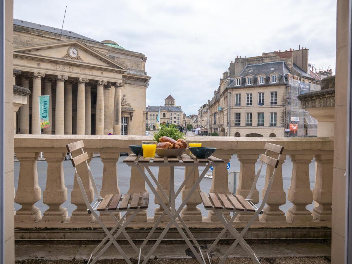 Studio rénové avec terrasse et vue unique ! Caen Exterior foto